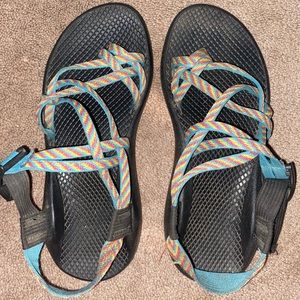 Size 8 women’s Chacos